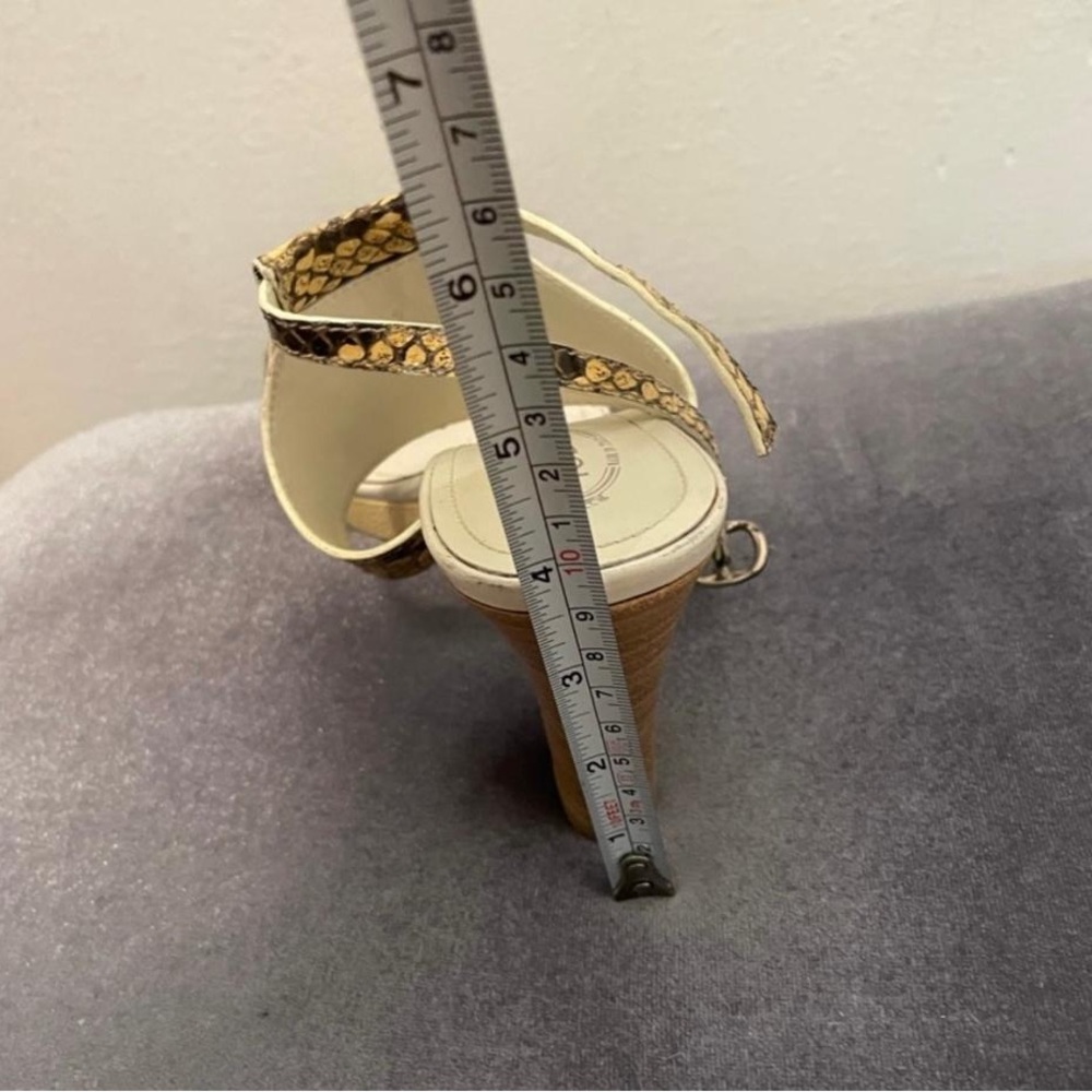 Tod,S Sandal View 3